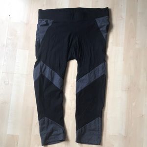 Maternity Workout Capris